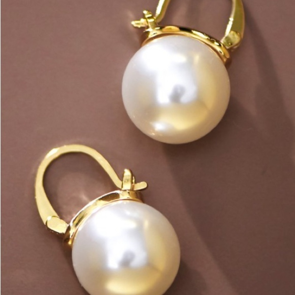 18K Gold Pearl Earrings (2031) - Picture 2 of 6
